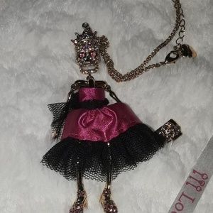 Betsey Johnson necklace